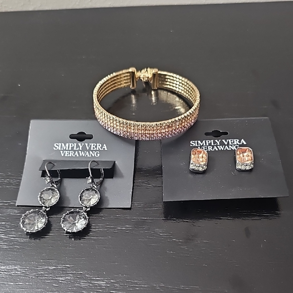 Simply Vera Vera Wang Gold Bracelet and Earrings Set Bundle
